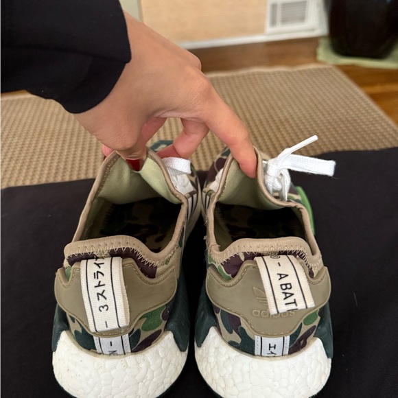 ADIDAS NMD_R1 X BAPE COLLAB shoes - Picture 3 of 4